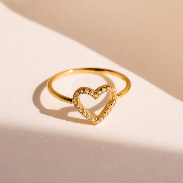 Aphrodite Luxe Heart Ring